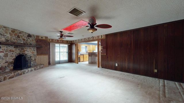 2045 Arlington Avenue, Las Cruces, NM 88001