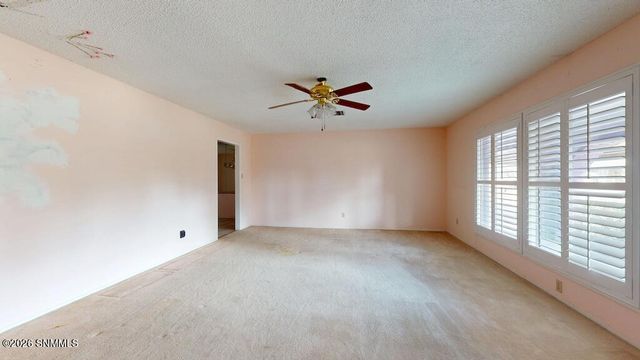 2045 Arlington Avenue, Las Cruces, NM 88001