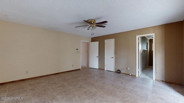 2045 Arlington Avenue, Las Cruces, NM 88001
