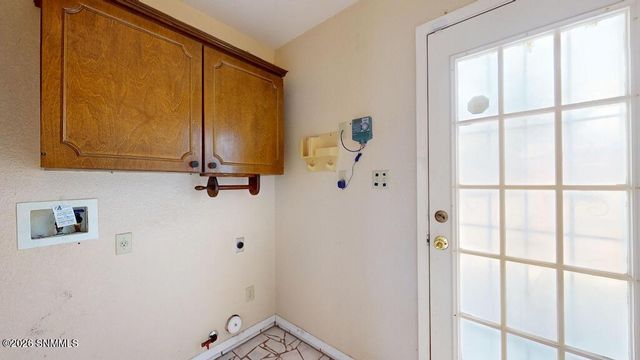 2045 Arlington Avenue, Las Cruces, NM 88001