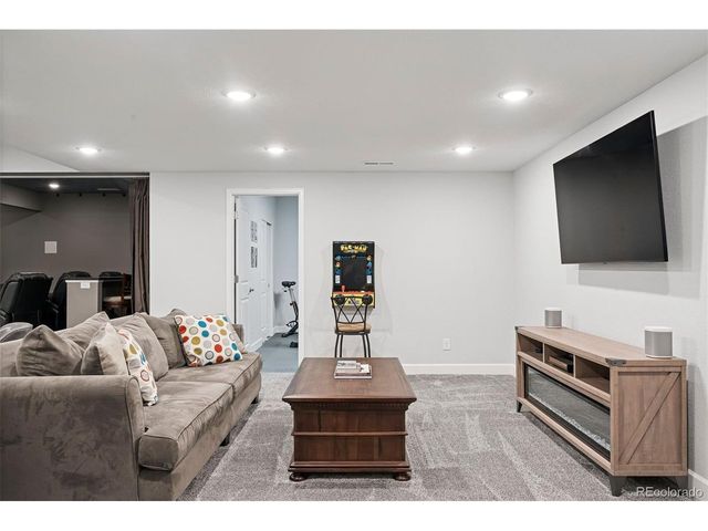 532 Woodroot Cir, Castle Rock, CO 80104