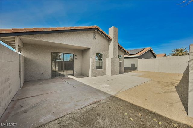 1732 Yellow Rose Street, Las Vegas, NV 89108