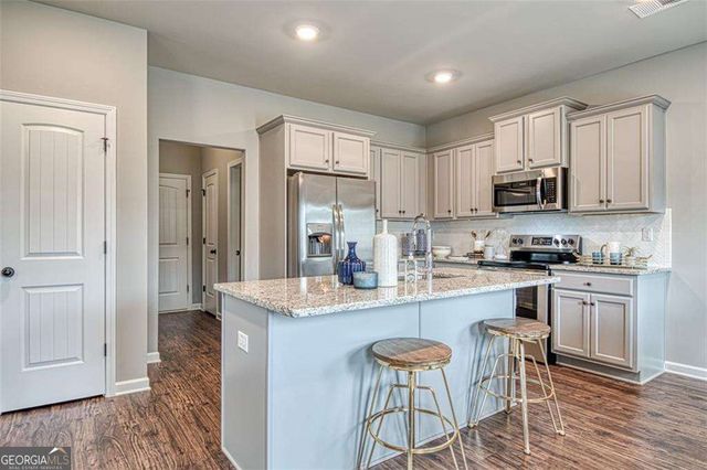 11951 Brightside Parkway, Hampton, GA 30228