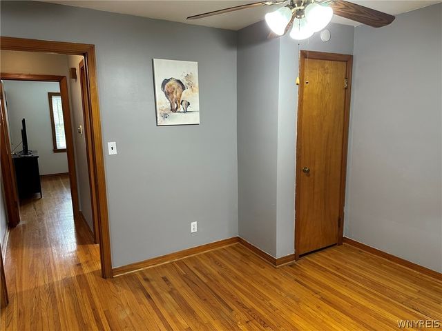 688 78th Street, Niagara Falls, NY 14304