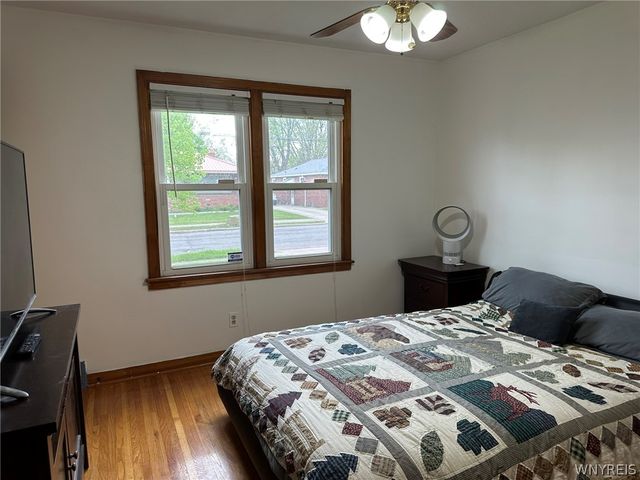 688 78th Street, Niagara Falls, NY 14304