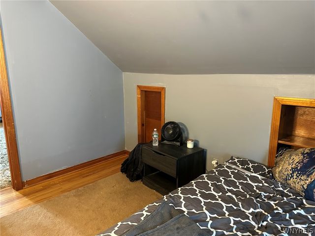 688 78th Street, Niagara Falls, NY 14304