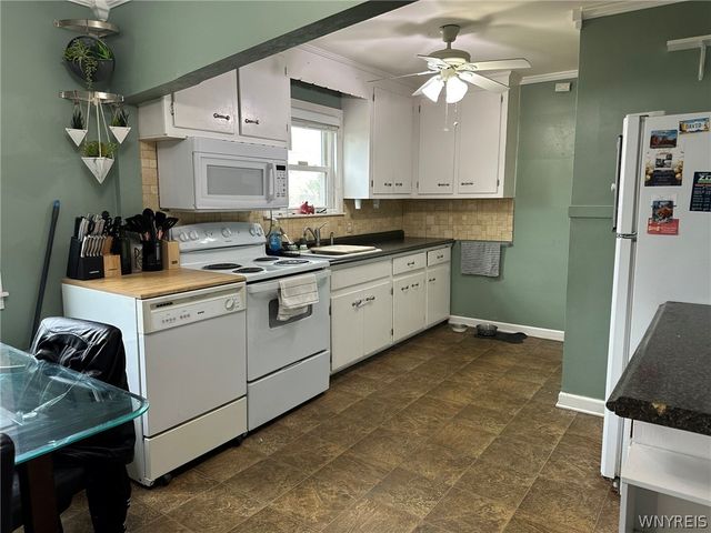 688 78th Street, Niagara Falls, NY 14304