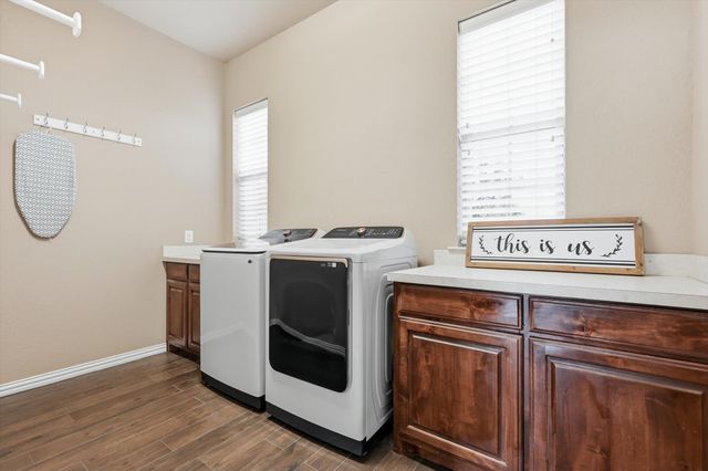 160 Kelly Drive, Waxahachie, TX 75167