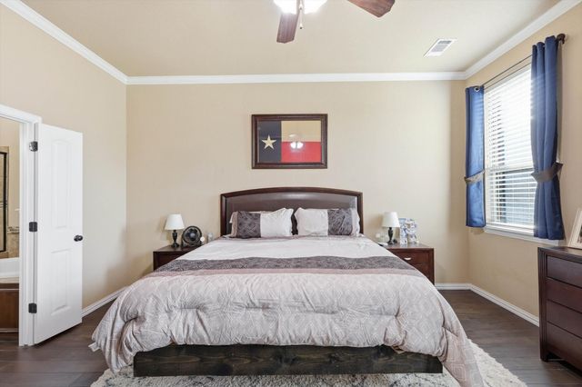 160 Kelly Drive, Waxahachie, TX 75167