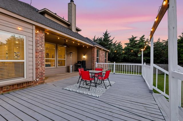 160 Kelly Drive, Waxahachie, TX 75167
