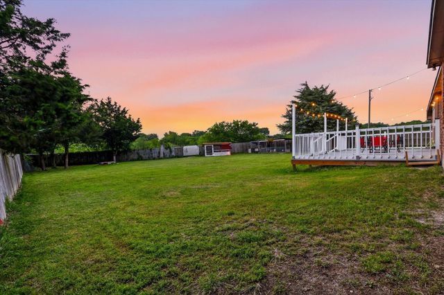 160 Kelly Drive, Waxahachie, TX 75167