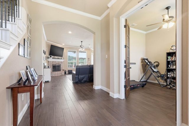 160 Kelly Drive, Waxahachie, TX 75167