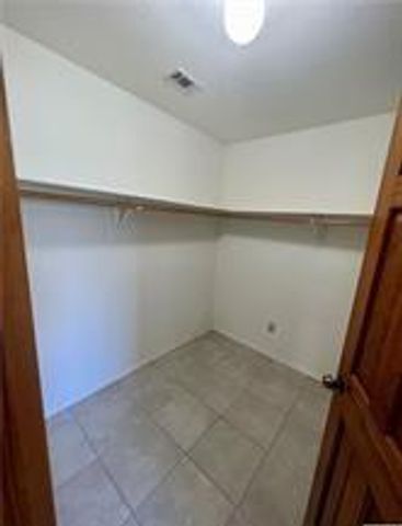 1482 Savannah PR, Seguin, TX 78155