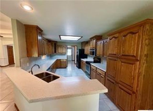 1482 Savannah PR, Seguin, TX 78155