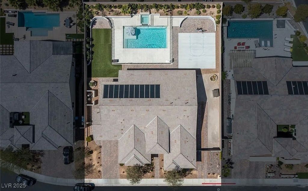 8233 Sweetwater Creek Way, Las Vegas, NV 89113