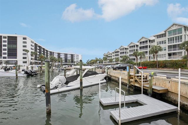 5855 MIDNIGHT PASS ROAD 227, Sarasota, FL 34242