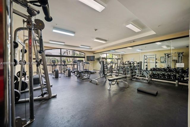 1805 Ponce De Leon Blvd 616, Coral Gables, FL 33134