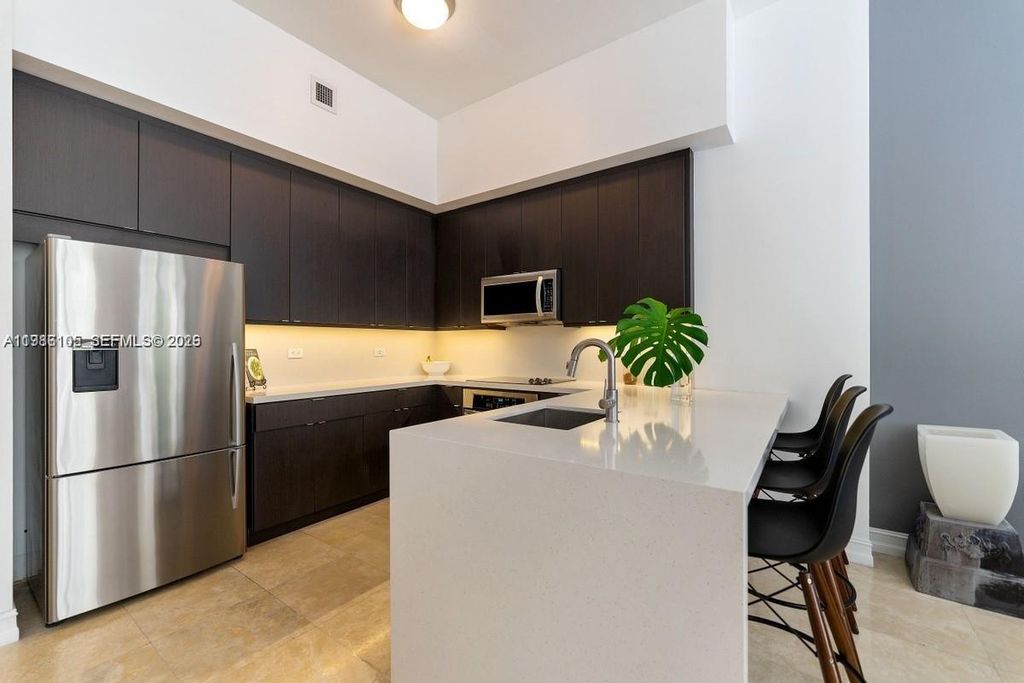 1805 Ponce De Leon Blvd 616, Coral Gables, FL 33134