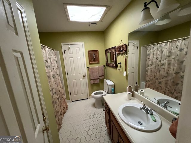 7159 Woodridge Lane, Union City, GA 30291