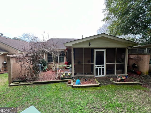 7159 Woodridge Lane, Union City, GA 30291