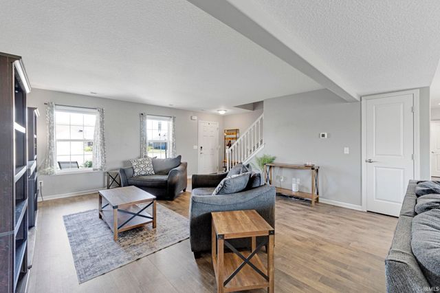 10216 Runabay Cove, New Haven, IN 46774
