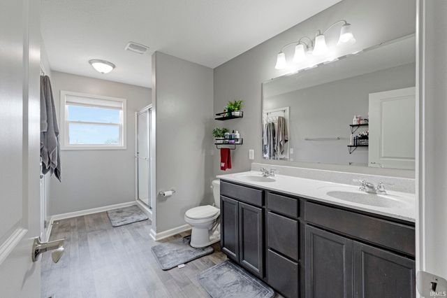 10216 Runabay Cove, New Haven, IN 46774
