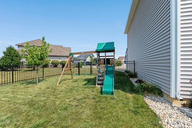 10216 Runabay Cove, New Haven, IN 46774