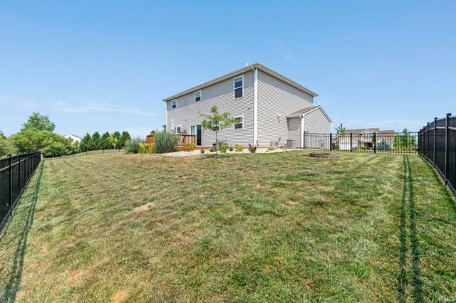 10216 Runabay Cove, New Haven, IN 46774