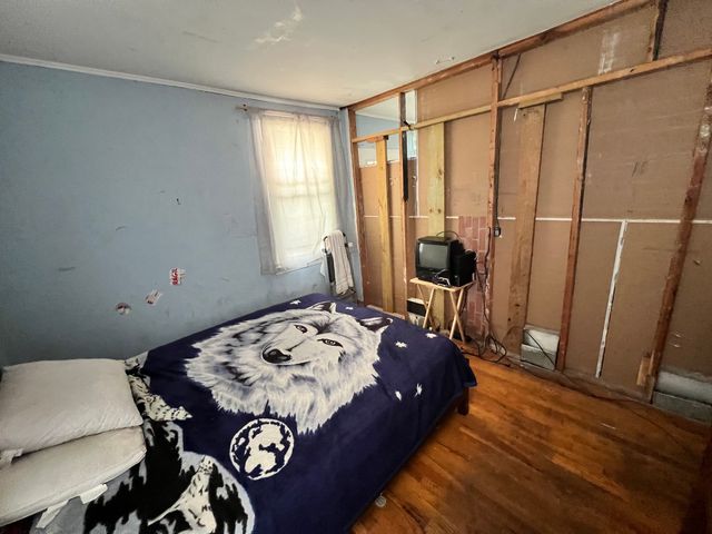 1512 N 32nd Avenue, Melrose Park, IL 60160