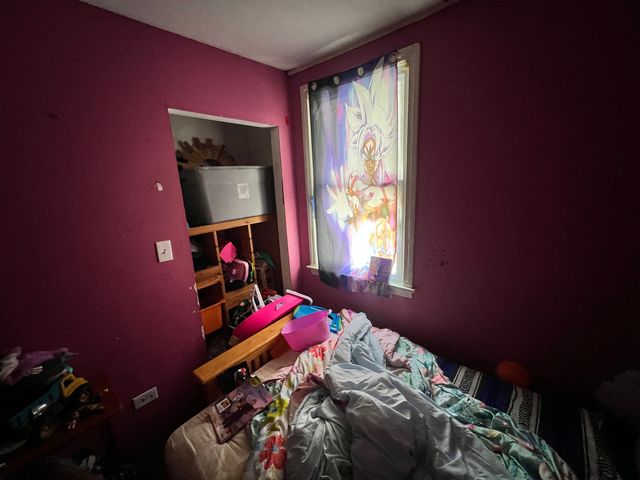 1512 N 32nd Avenue, Melrose Park, IL 60160