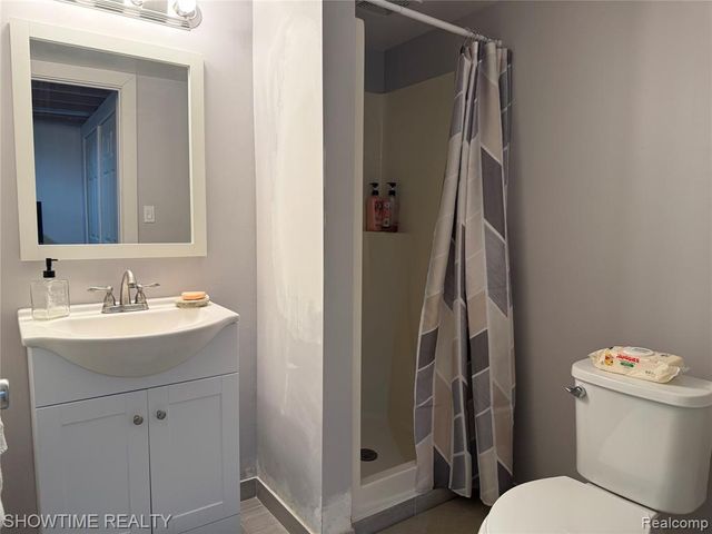 41617 Clayton Street, Clinton Township, MI 48038