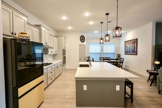 2609 Henley Way, Mansfield, TX 76084