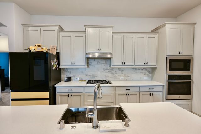 2609 Henley Way, Mansfield, TX 76084