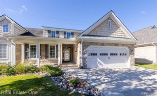15659 Hunter Grove, Livonia, MI 48154
