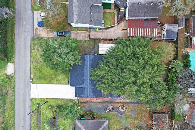 4449 Shady Lake Drive, Seabrook, TX 77586