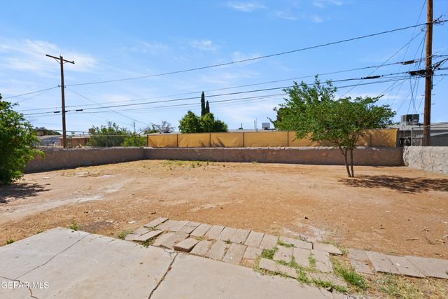 5304 CAPISTRANO Drive, El Paso, TX 79924