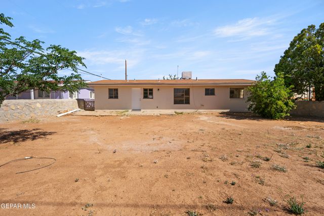 5304 CAPISTRANO Drive, El Paso, TX 79924