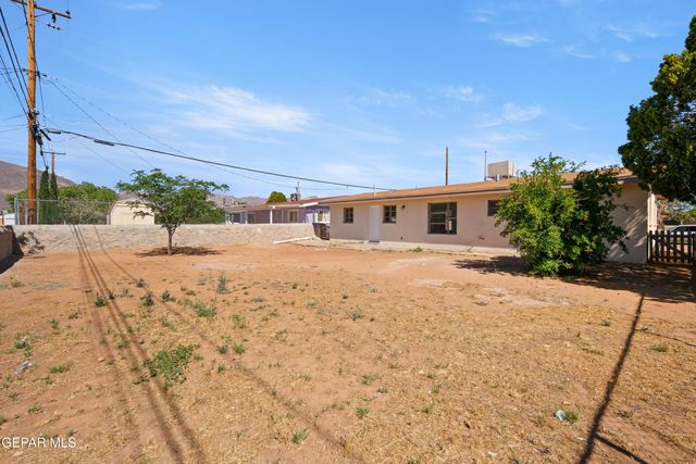 5304 CAPISTRANO Drive, El Paso, TX 79924