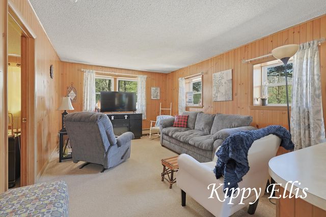 2860 Fenner Road, Muskegon, MI 49445