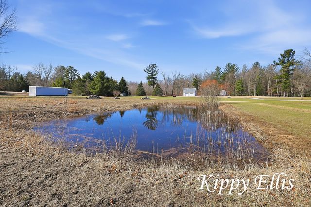 2860 Fenner Road, Muskegon, MI 49445