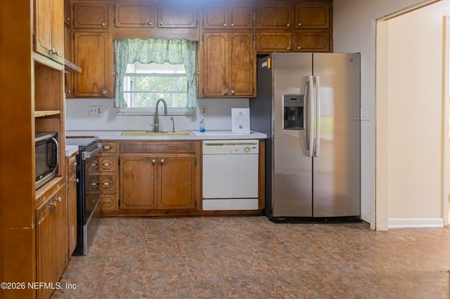 5039 WINCHESTER Drive S, Jacksonville, FL 32217
