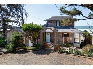 4580 LOGAN Ln, Cannon Beach, OR 97110