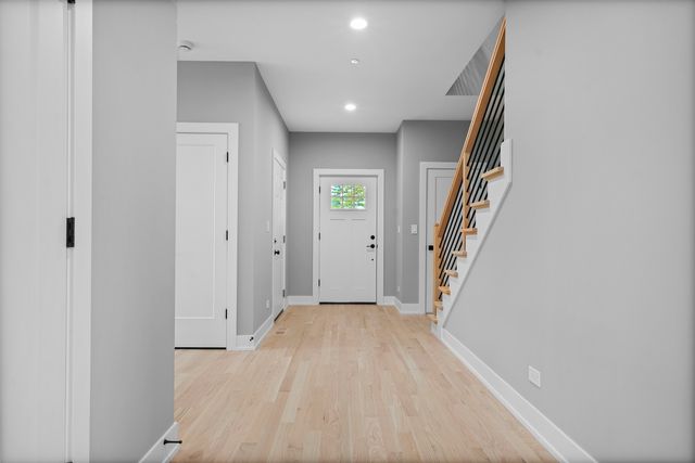 9610 W 57th Street, Countryside, IL 60525