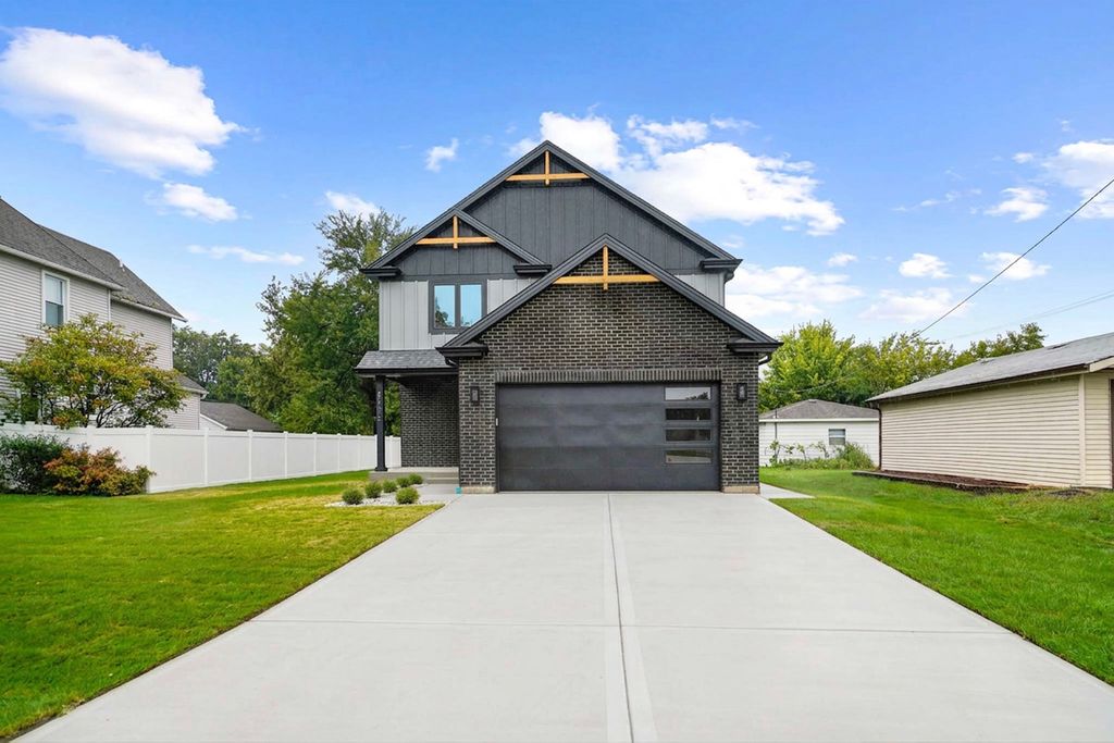 9610 W 57th Street, Countryside, IL 60525