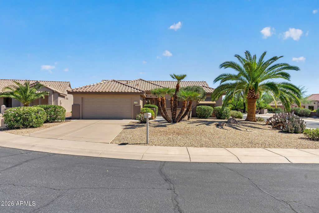17705 N SOLAMENTE Court, Surprise, AZ 85374 — photo 2