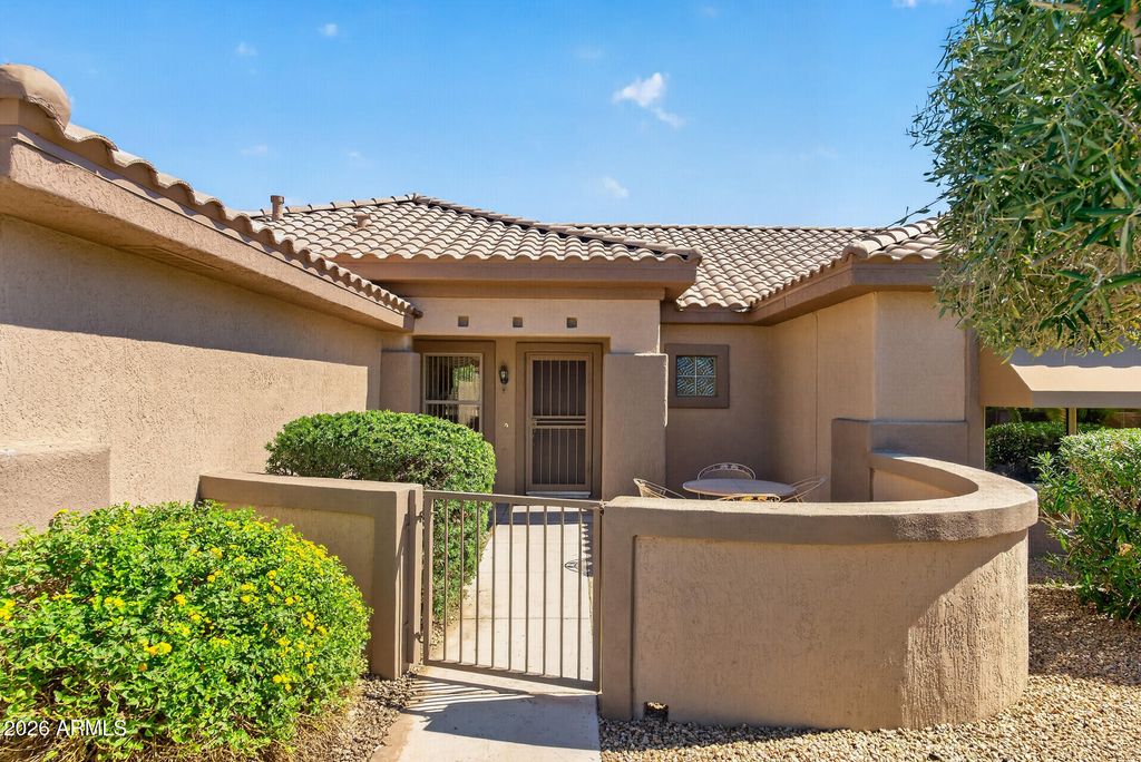 17705 N SOLAMENTE Court, Surprise, AZ 85374 — photo 4