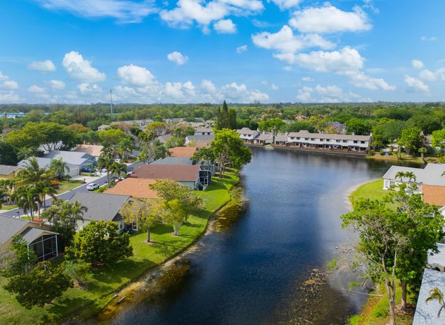 2223 Soundings Court, Greenacres, FL 33413