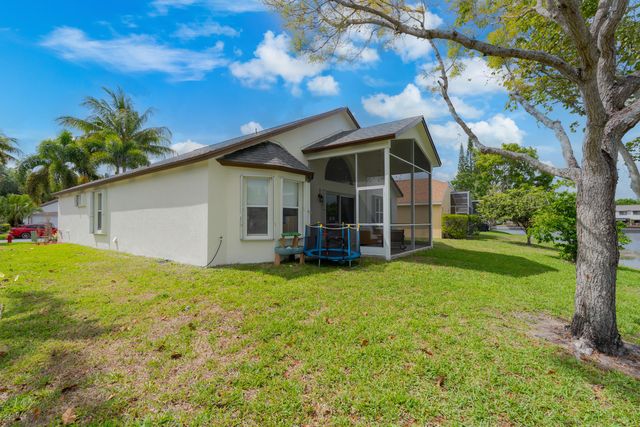 2223 Soundings Court, Greenacres, FL 33413