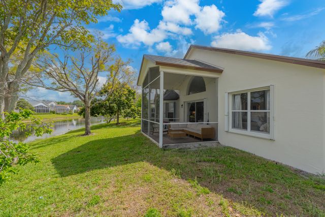 2223 Soundings Court, Greenacres, FL 33413