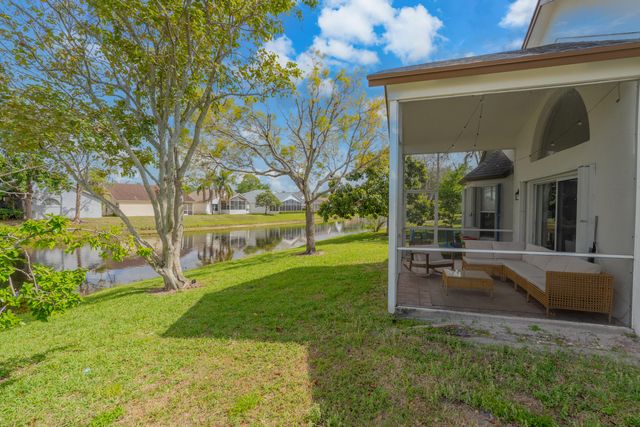 2223 Soundings Court, Greenacres, FL 33413